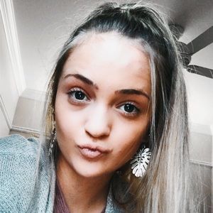 Meet your Posher, Cindy